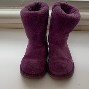 Koolaburra by UGG Girls - Purple Suede Winter Boots – Warm & Stylish size 3